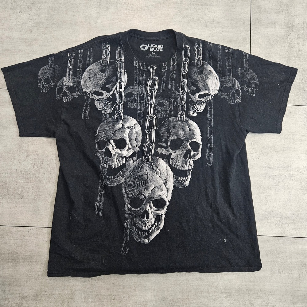 Liquid Blue Skulls and Chains Graphic T-Shirt Mens XL Black Short Sleeve‎ Tee